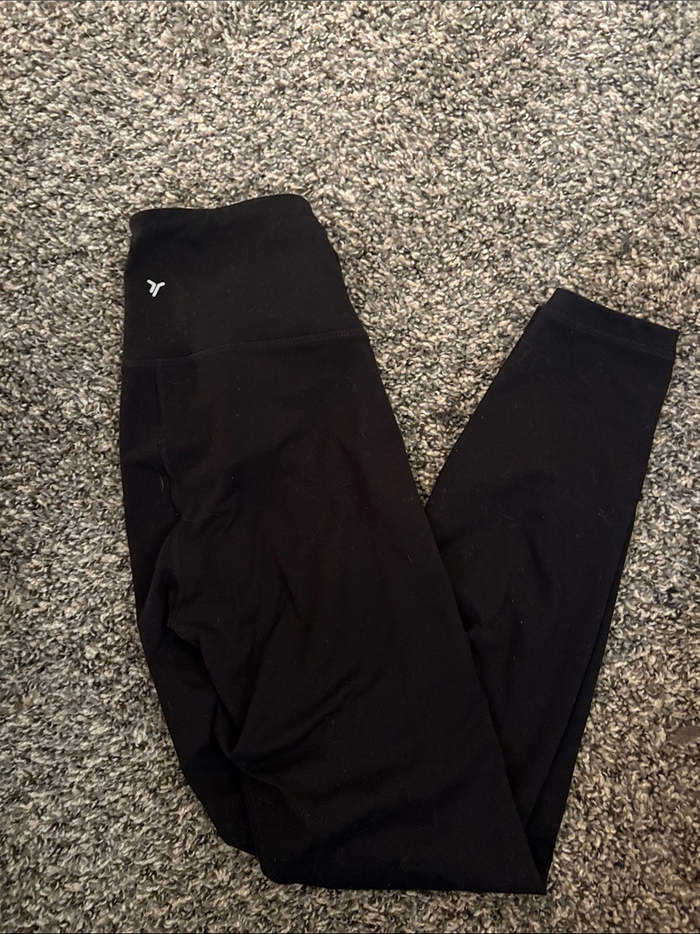 Old Navy Black High-Rise Women’s Performance Leggings
